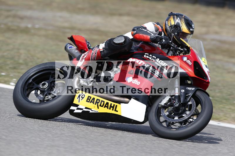 /37 09.08.2026  Pluess Motosport ADR/Freies Fahren/978